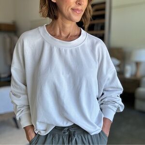 LULULEMON Softstreme Perfectly Oversized Cropped Crew - Bone